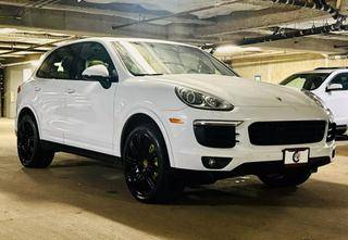 2017 Porsche Cayenne S E-Hybrid AWD photo