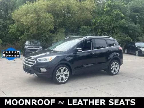 2017 Ford Escape Titanium 4WD photo