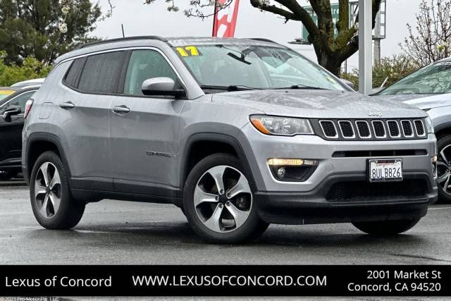 2017 Jeep Compass Latitude FWD photo