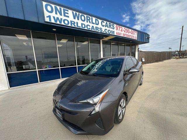 2017 Toyota Prius Four FWD photo