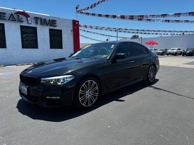 2017 BMW 5 Series 530i RWD photo