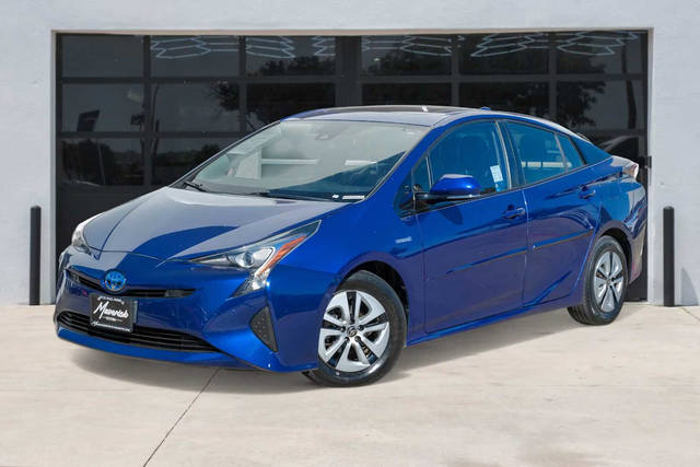 2017 Toyota Prius Four FWD photo