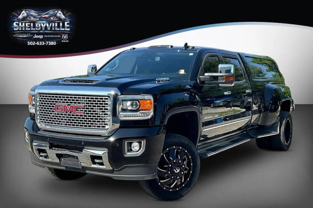 2017 GMC Sierra 3500HD Denali 4WD photo
