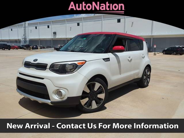2017 Kia Soul + FWD photo