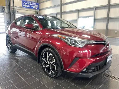 2018 Toyota C-HR XLE Premium FWD photo