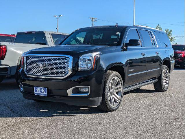 2017 GMC Yukon XL Denali 4WD photo