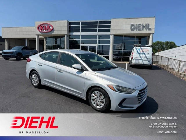 2017 Hyundai Elantra SE FWD photo