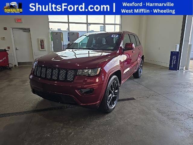 2017 Jeep Grand Cherokee Altitude 4WD photo