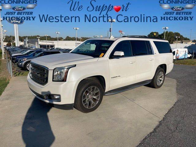 2017 GMC Yukon XL SLT 4WD photo