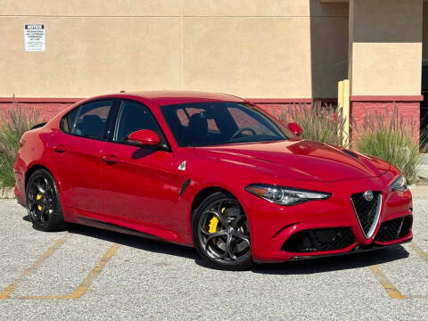 2017 Alfa Romeo Giulia RWD photo