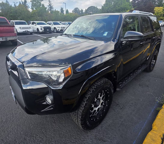 2016 Toyota 4Runner SR5 4WD photo