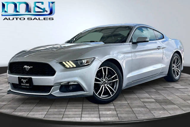 2015 Ford Mustang EcoBoost Premium RWD photo