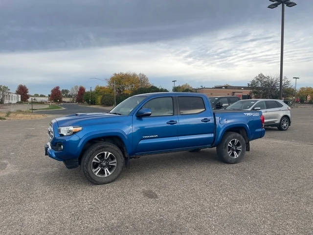 2017 Toyota Tacoma TRD Sport 4WD photo