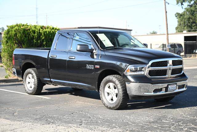 2017 Ram 1500 SLT 4WD photo