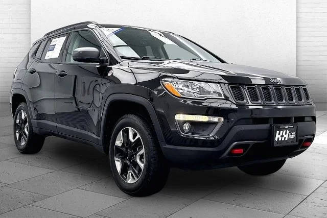 2017 Jeep Compass Trailhawk 4WD photo