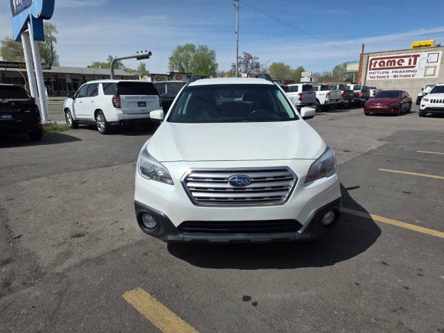2017 Subaru Outback Premium AWD photo