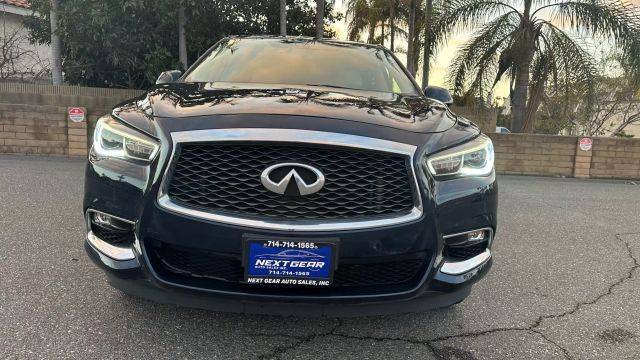 2017 Infiniti QX60  FWD photo