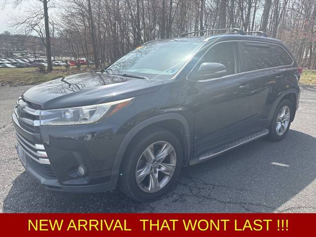2017 Toyota Highlander Limited FWD photo
