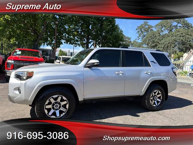 2017 Toyota 4Runner TRD Off Road Premium 4WD photo