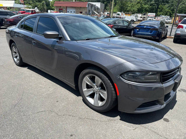 2016 Dodge Charger SXT RWD photo