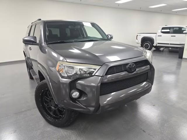 2016 Toyota 4Runner SR5 4WD photo