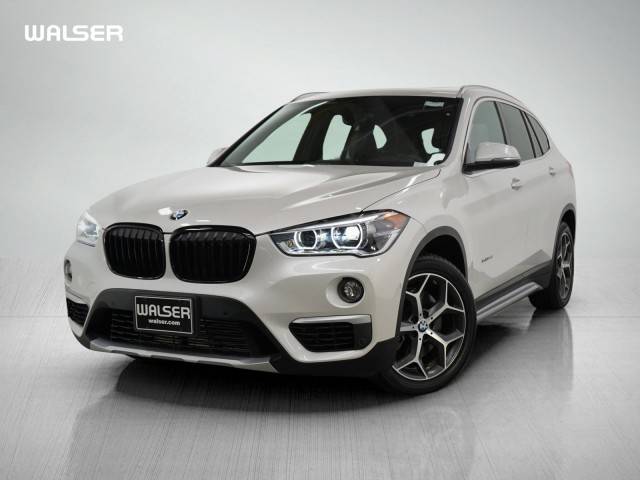 2017 BMW X1 xDrive28i AWD photo