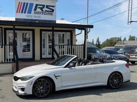 2018 BMW M4  RWD photo