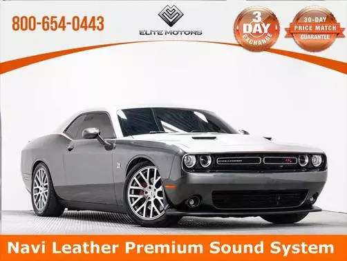 2017 Dodge Challenger R/T Scat Pack RWD photo