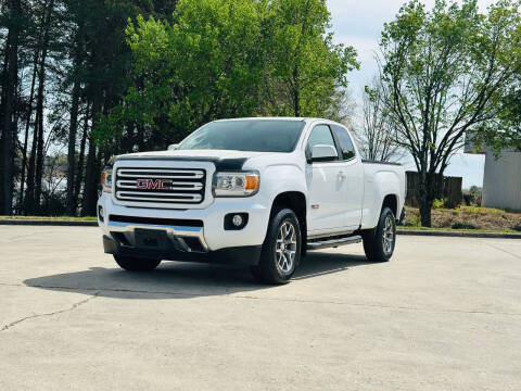 2017 GMC Canyon 4WD SLE 4WD photo