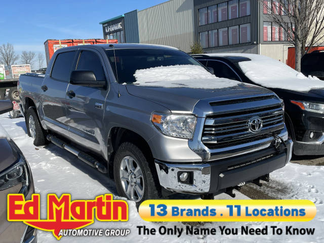 2017 Toyota Tundra SR5 4WD photo