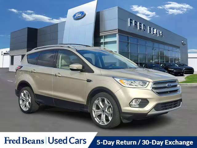 2017 Ford Escape Titanium 4WD photo
