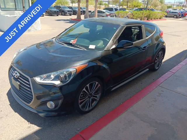 2017 Hyundai Veloster Turbo FWD photo