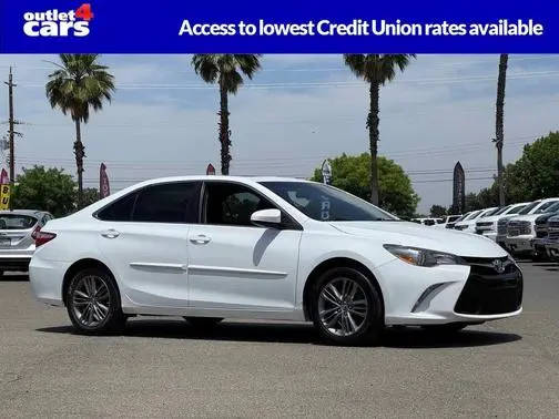 2017 Toyota Camry SE FWD photo