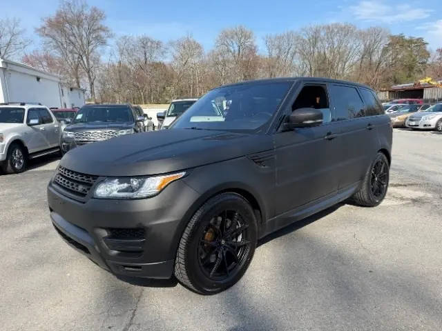 2017 Land Rover Range Rover Sport SE 4WD photo