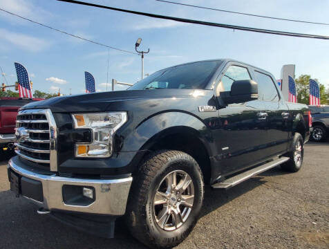 2017 Ford F-150 XLT 4WD photo