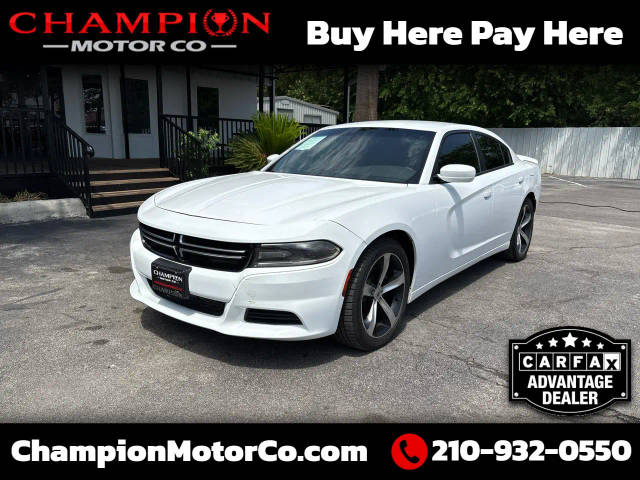 2017 Dodge Charger SE RWD photo