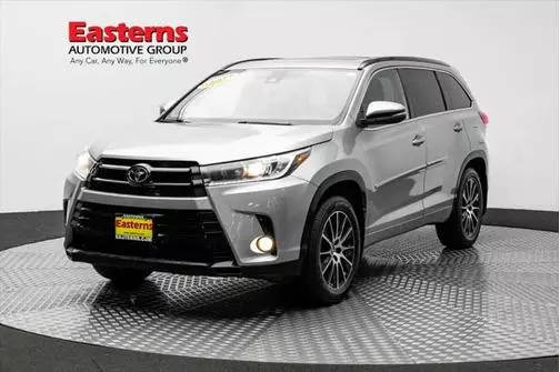 2017 Toyota Highlander SE AWD photo