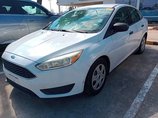 2017 Ford Focus S FWD photo