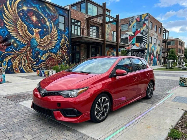 2017 Toyota Corolla iM FWD photo