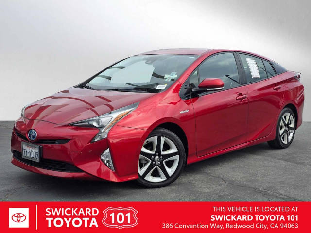 2017 Toyota Prius Four Touring FWD photo