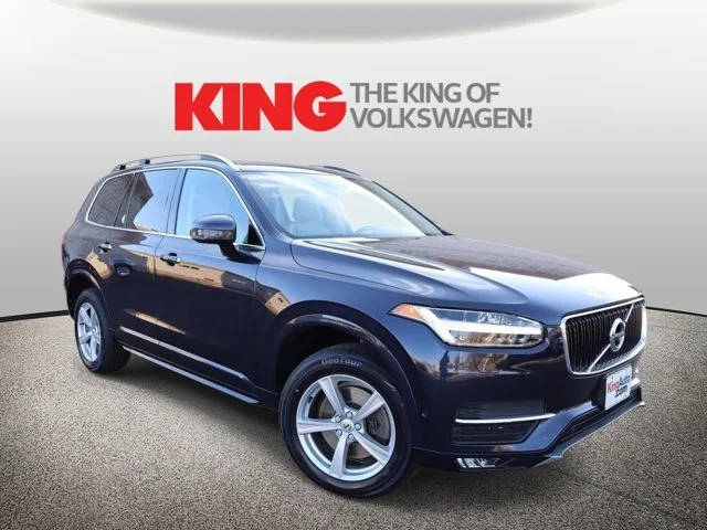 2017 Volvo XC90 Momentum AWD photo