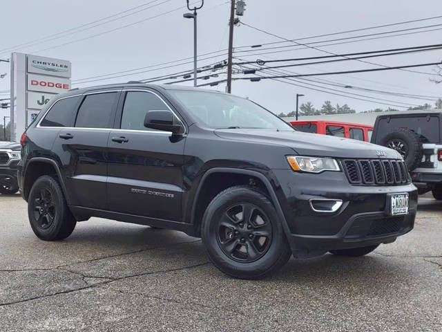 2017 Jeep Grand Cherokee Laredo 4WD photo