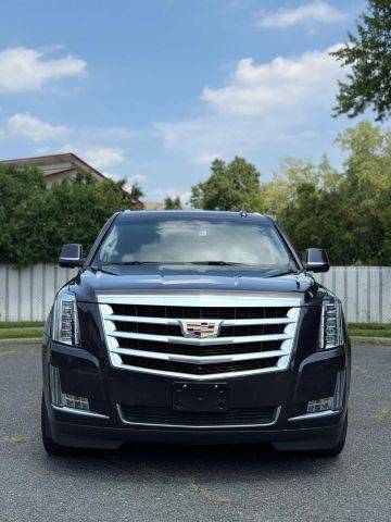 2017 Cadillac Escalade Luxury 4WD photo