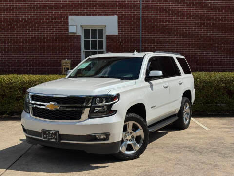 2017 Chevrolet Tahoe LT 4WD photo