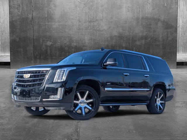 2017 Cadillac Escalade ESV Luxury RWD photo