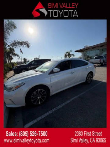 2017 Toyota Avalon XLE FWD photo