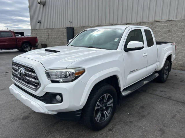 2017 Toyota Tacoma TRD Sport 4WD photo