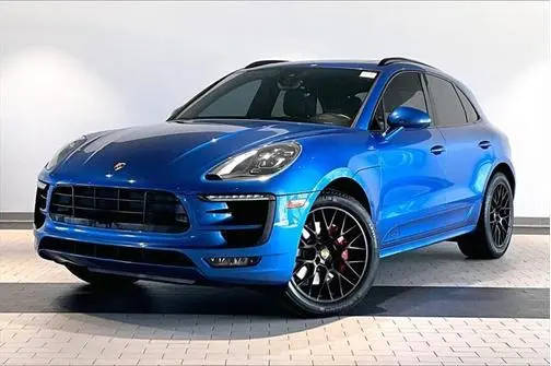 2017 Porsche Macan GTS AWD photo