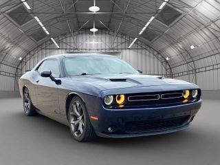 2017 Dodge Challenger SXT Plus RWD photo