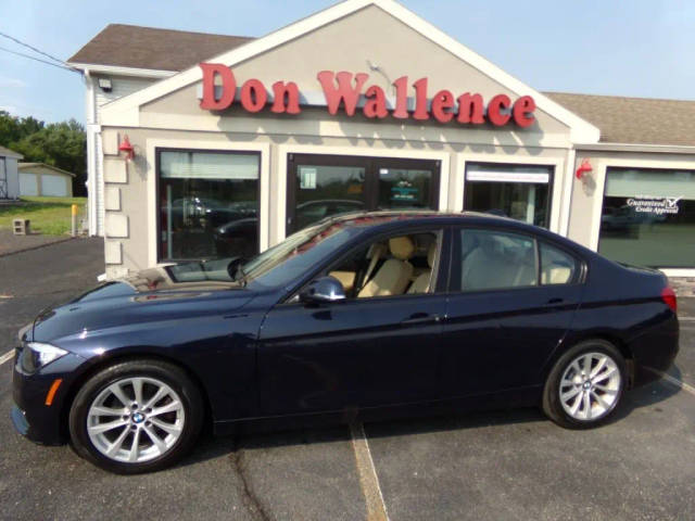 2017 BMW 3 Series 320i xDrive AWD photo